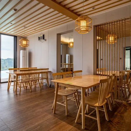 Xinchang Chuxia Homestay (Xiayanbei)