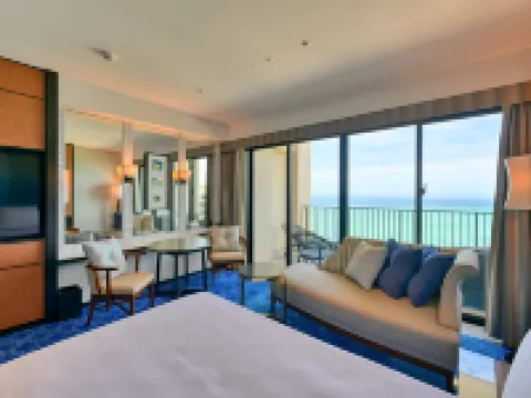 류큐 호텔 & 리조트 나시로 비치 오키나와 호텔