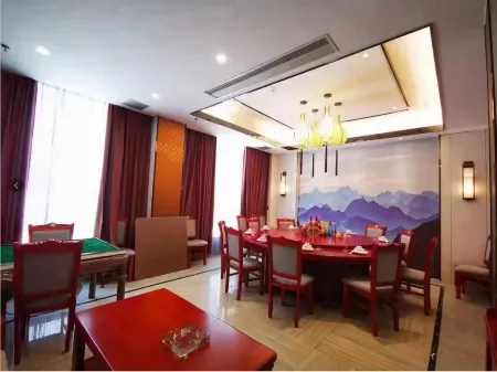 Chongyi Tongxing Hotel