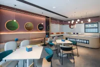 Ni Hao Hotel (Chuzhou Wanda Plaza Fengyang Road)