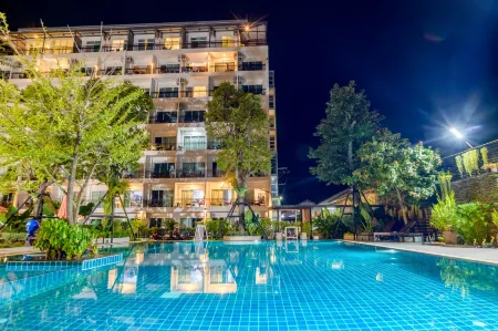 UR the Private Huahin Отели рядом с достопримечательностью «Хуа Хин Сафари и Приключительный парк»