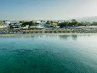 Aegean Palace Hotel berhampiran Pantai Plaka