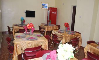 Ladalob Royal Suites