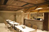 Jiangshan Jianglangshan Yuepanqifeng Homestay - bar