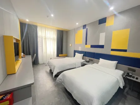 7Days Inn Hotel (Wangmo Qichezhan)