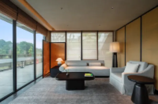 GUILI HOTEL(Zhangba Gui Yuan Lin Park Store)