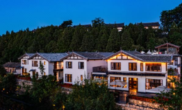 Shannian·Guanxueshan|Linggansen Oxygenholiday villa (Lijiang Ancient City Dashuiche Store)