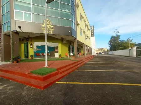 Dane & Shue Hotel Отели рядом с достопримечательностью «Хомстей Аунер»