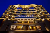 Zoucheng Mehood Hotel (Yishan North Road Sports Park)