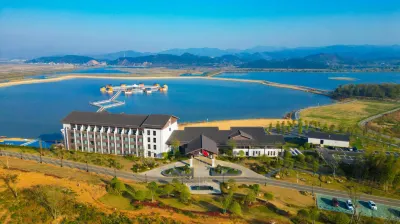 Yunmeng Lu Lake Resort Hotel Hotels in Pengze