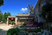 Luoping County Guyang Xiaozhu B&B