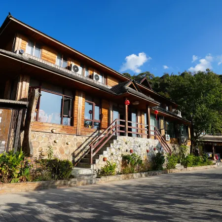 Lancang Brown Home Inn