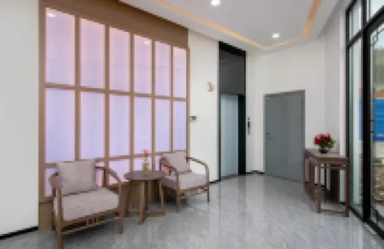 Yunqi Mountain Resort Hotel (Jixi Longchuan Scenic Area)