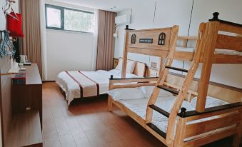 Weishan Island Guhuai Renjia Fish Restaurant Homestay