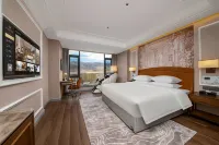 Vienna International Hotel (Zhaxizong Township Zhufeng Road Branch) - balcony
