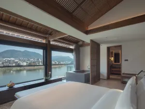 Huangshan Misty Rain Resort Hotel