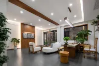 Runisuoyuan Smart Hotel (Wudang Mountain Scenic Area Ticket Office) Hotels in Danjiangkou