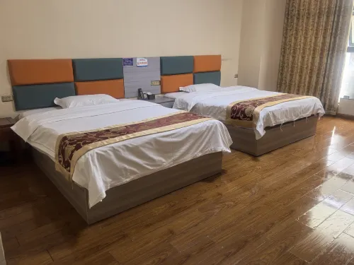 Tongjiang Junhe Business Hotel