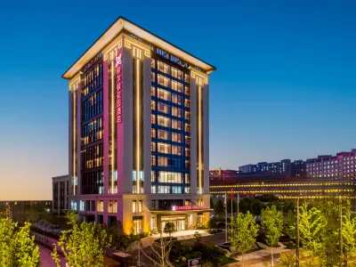 Hilton Garden Inn Xinyang East Railway Station فنادق في شين يانغ