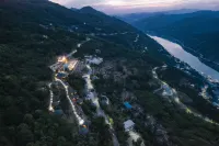 Yinju Xiangli Qingmugua Zhi Wei Vacation Apartment