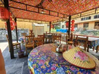 Jiulongxi Chinese Inn (Dehang Canyon Scenic Area)