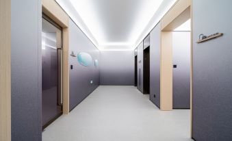 Quanji Gongyi Administrative Center Hotel