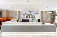 Daqing Youmi Hotel ( Bayi Agricultural University Moma Plaza)