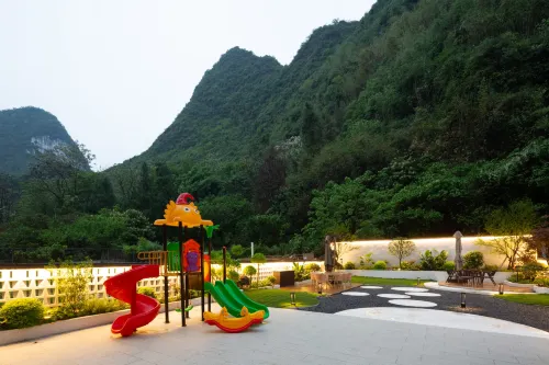 Floral Hotel·ZhenShanXiSu (Yangshuo Xingping Town 20 Yuan Banknote Background Scenic Area Store) - New