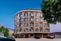 YunDays Inn Hotel (Chongzuo Daxin Detian Square)
