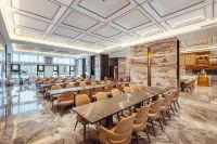 Yunhai Lakeside Resort Hotel