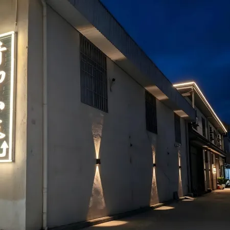 Qingyin Xiaozhu Homestay (Baoshan Banqiao Qinglong Street)