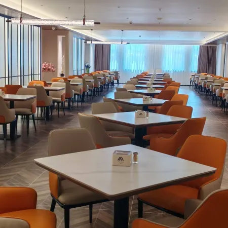 Homeinn Aifeel Hotel (Arxan Shengquan Plaza)