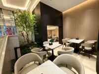 Gumoni | MOSEN Diecui Molan Hotel (Jiaxiu Pavilion Qingyun Market) - pet friendly