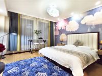 魔方酒店公寓(济南和谐广场店) - 优选大床房
