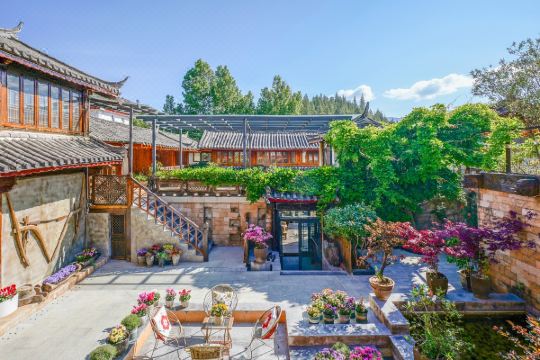 花筑·丽江束河古镇阳光三地客栈(四方街店)