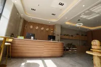 Antu Junyi Hotel