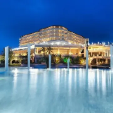 レベル ラグジュアリー スイーツ