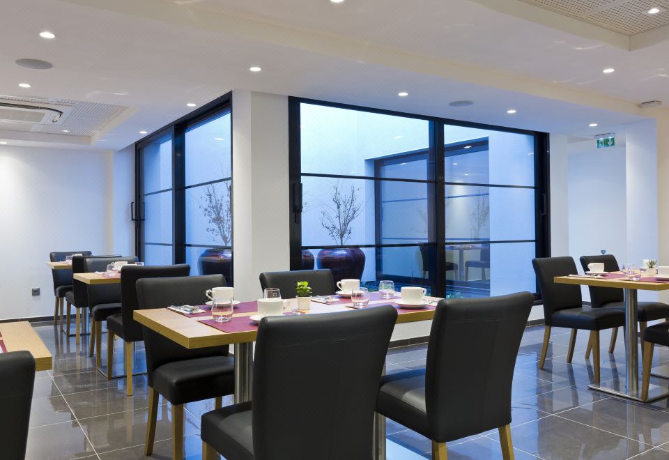 4. 시몬스 부티크 ..