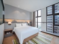 杭州奥体中心和昌希尔顿欢朋酒店 - 高级一房一厅公寓房