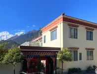 Meet Snow Mountain Boutique Residence