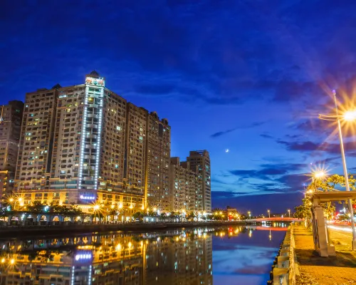 Tainan Wei-Yat Grand Hotel Hotels near Old Town