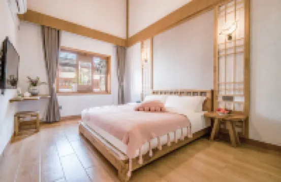 Fuxian Lake Yunpan Shangju