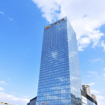 Soluxe Hotel