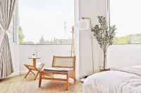 Shanghai Senbo Garden Resort Hotel (International Tourism Resort Area)