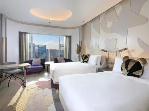 W Chengdu