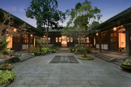 Mengtongquan Hotel Отели рядом с достопримечательностью «Sandaoyan»