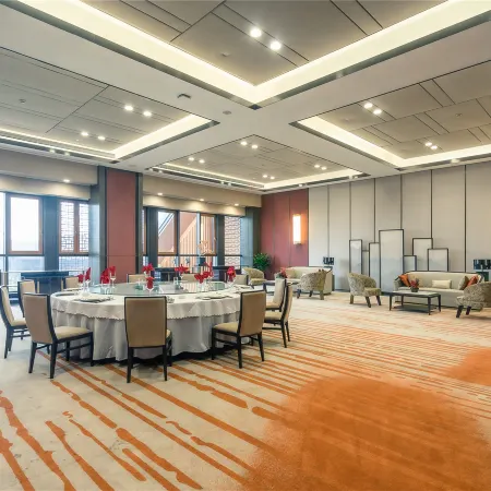 Qidong Zhouyi Hot Spring Hotel