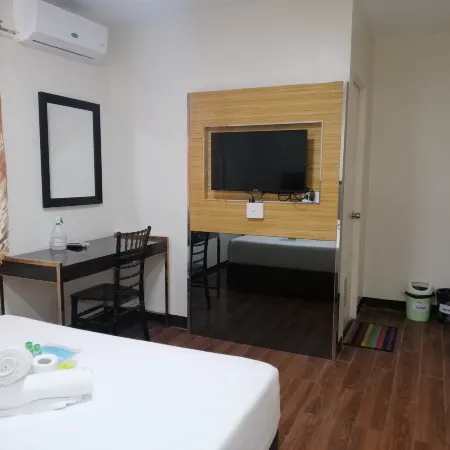 Meaco Royal Hotel-Binan