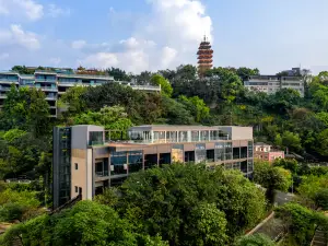 YOLO Eling Art Gallery Hotel（Erling No. 2 Factory Cultural and Creative Park Store）
