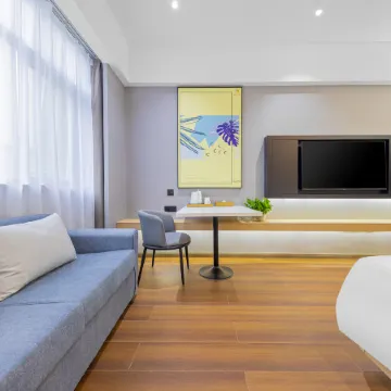 CHEERMAY HOTELS·Jiangling Central Peninsula Branch